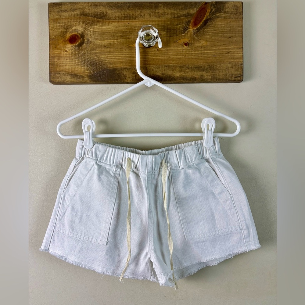 Altar’d State XS white denim elastic waist w/ draw string cut off shorts cotton